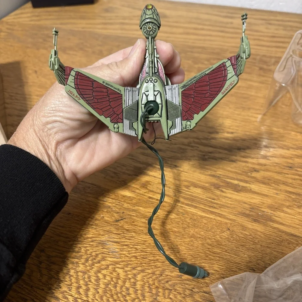 Star Trek The  Klingon Bird of Prey Hallmark Keepsake Ornament 1994